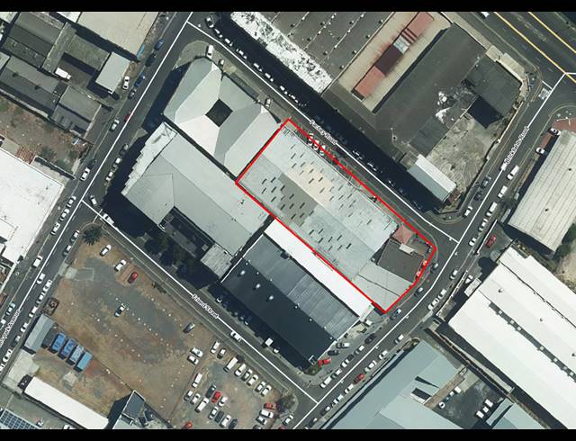 3,450M² BUILDING FOR SALE IN SALT RIVER